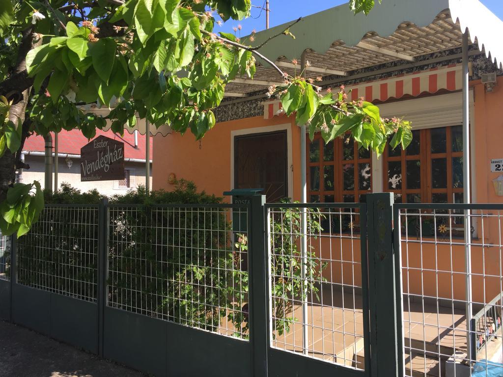 מלון Berekfürdő Eszter Vendeghaz מראה חיצוני תמונה